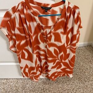 Banana Republic Women's Orange and Cream Top